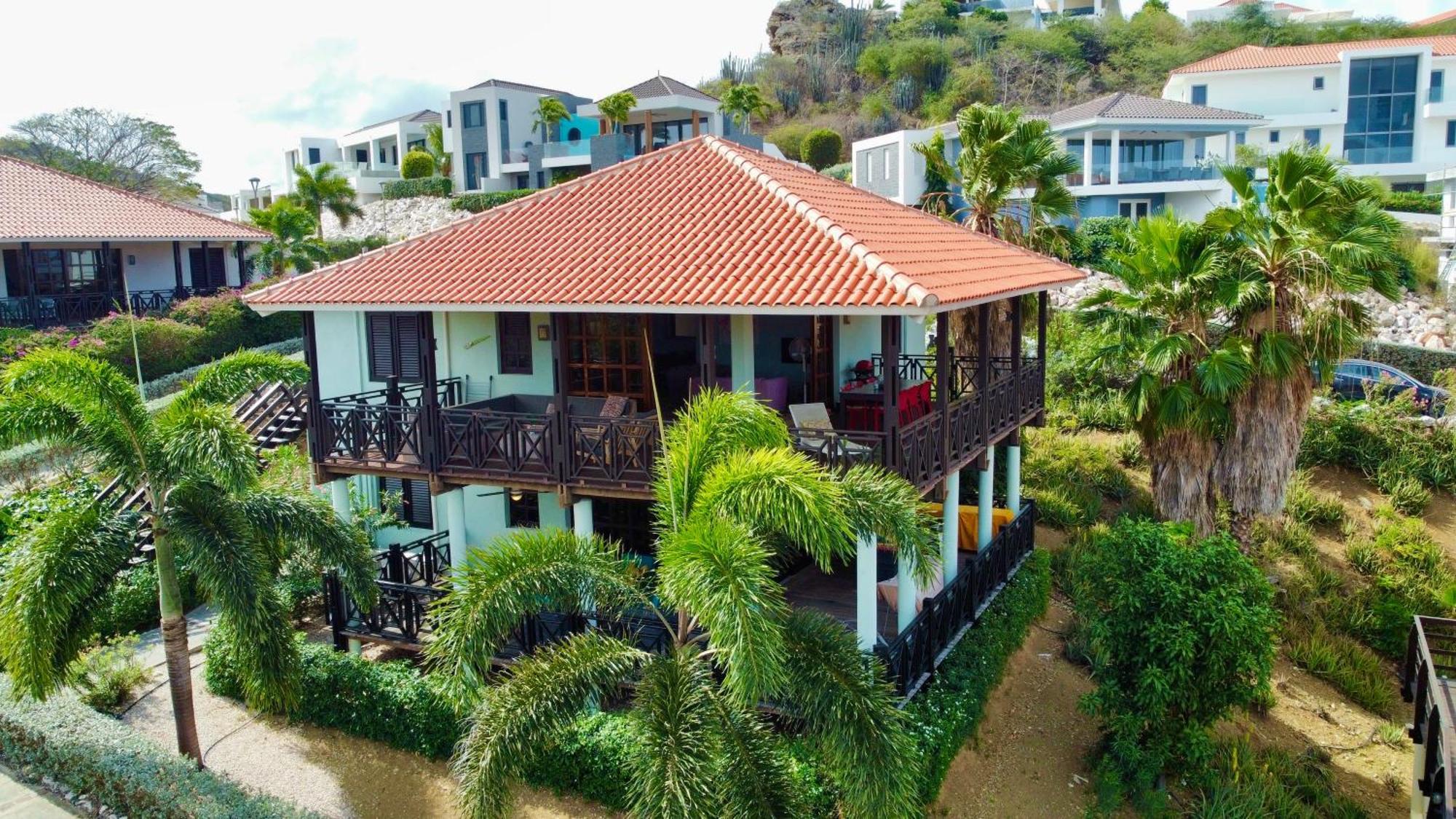 Blue Bay Beach Villas & Apartments Екстериор снимка