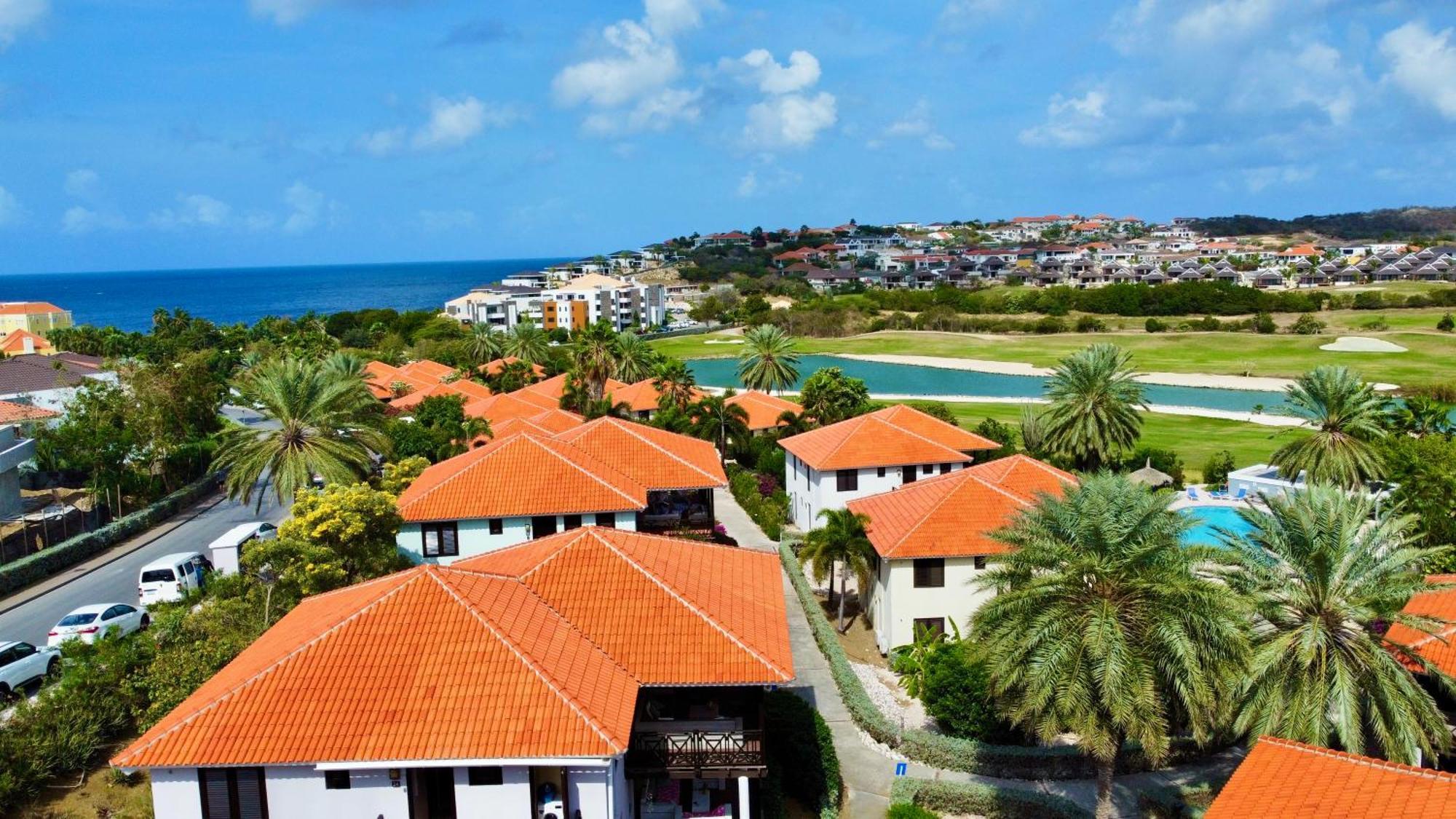 Blue Bay Beach Villas & Apartments Екстериор снимка