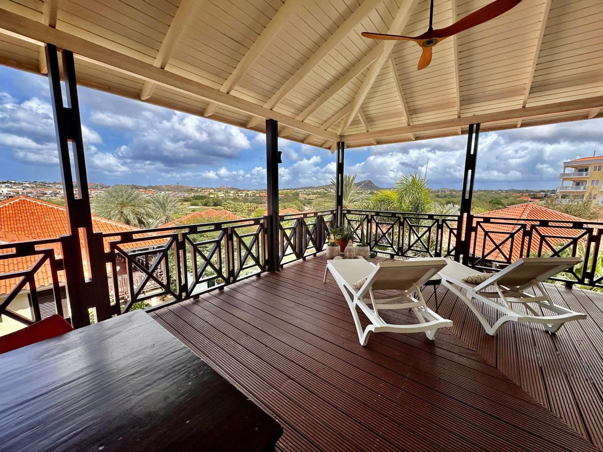Blue Bay Beach Villas & Apartments Екстериор снимка