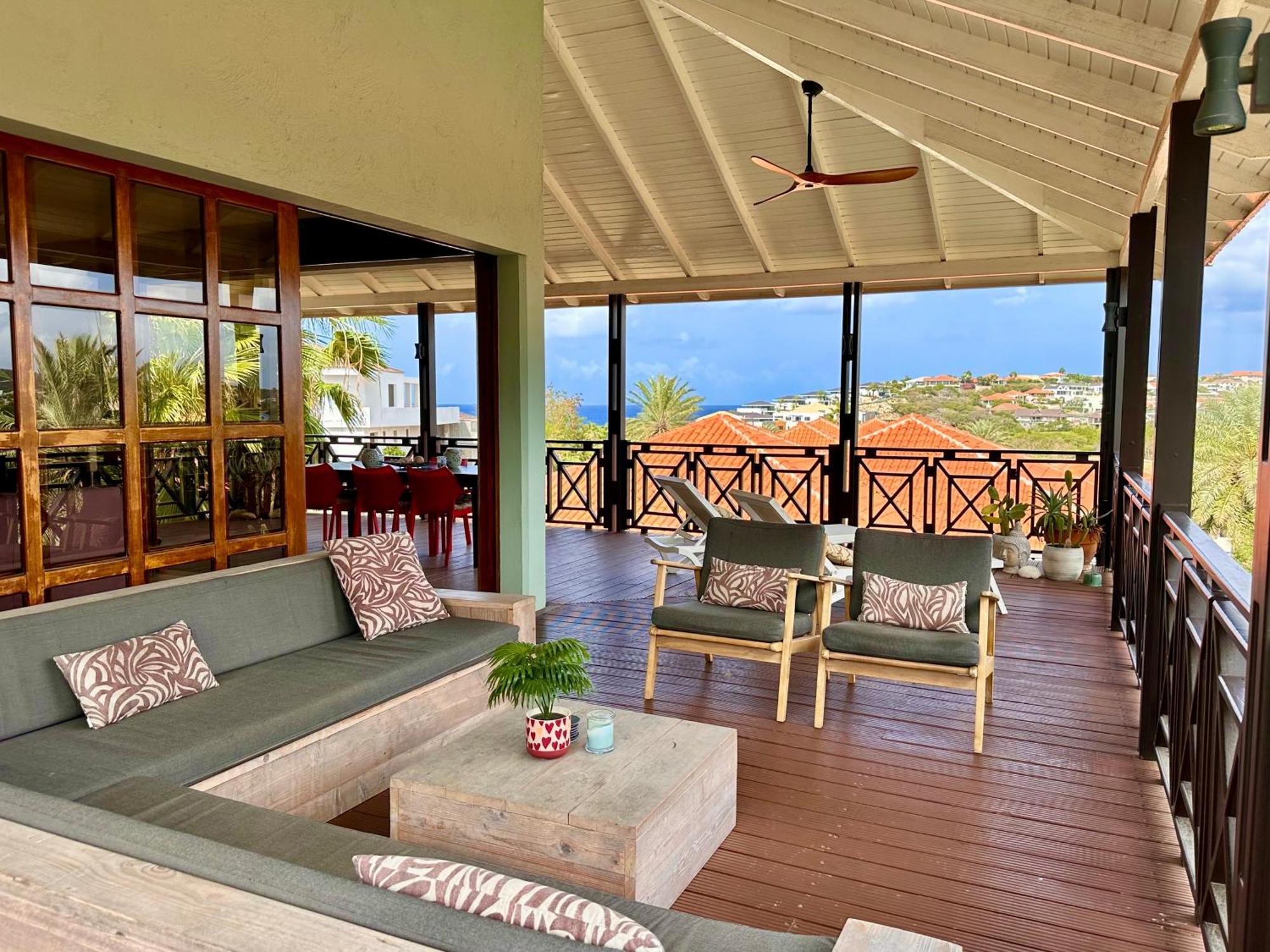 Blue Bay Beach Villas & Apartments Екстериор снимка